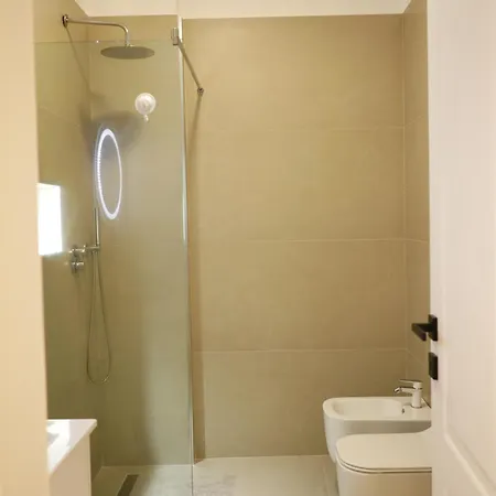 Lux Retreat * Durres
