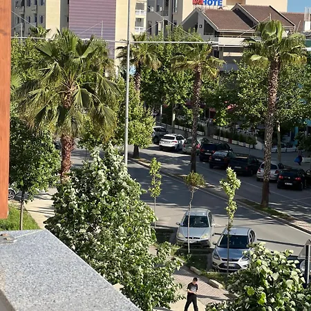 Lux Retreat 公寓 Durrës