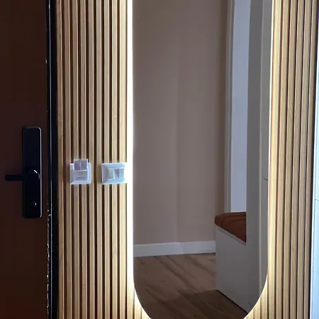 Lux Retreat Апартаменты