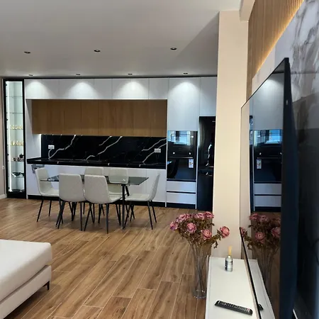 Апартаменты Lux Retreat