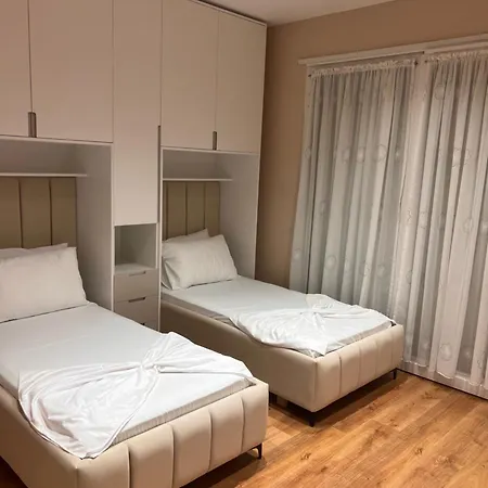 Lux Retreat Апартаменты